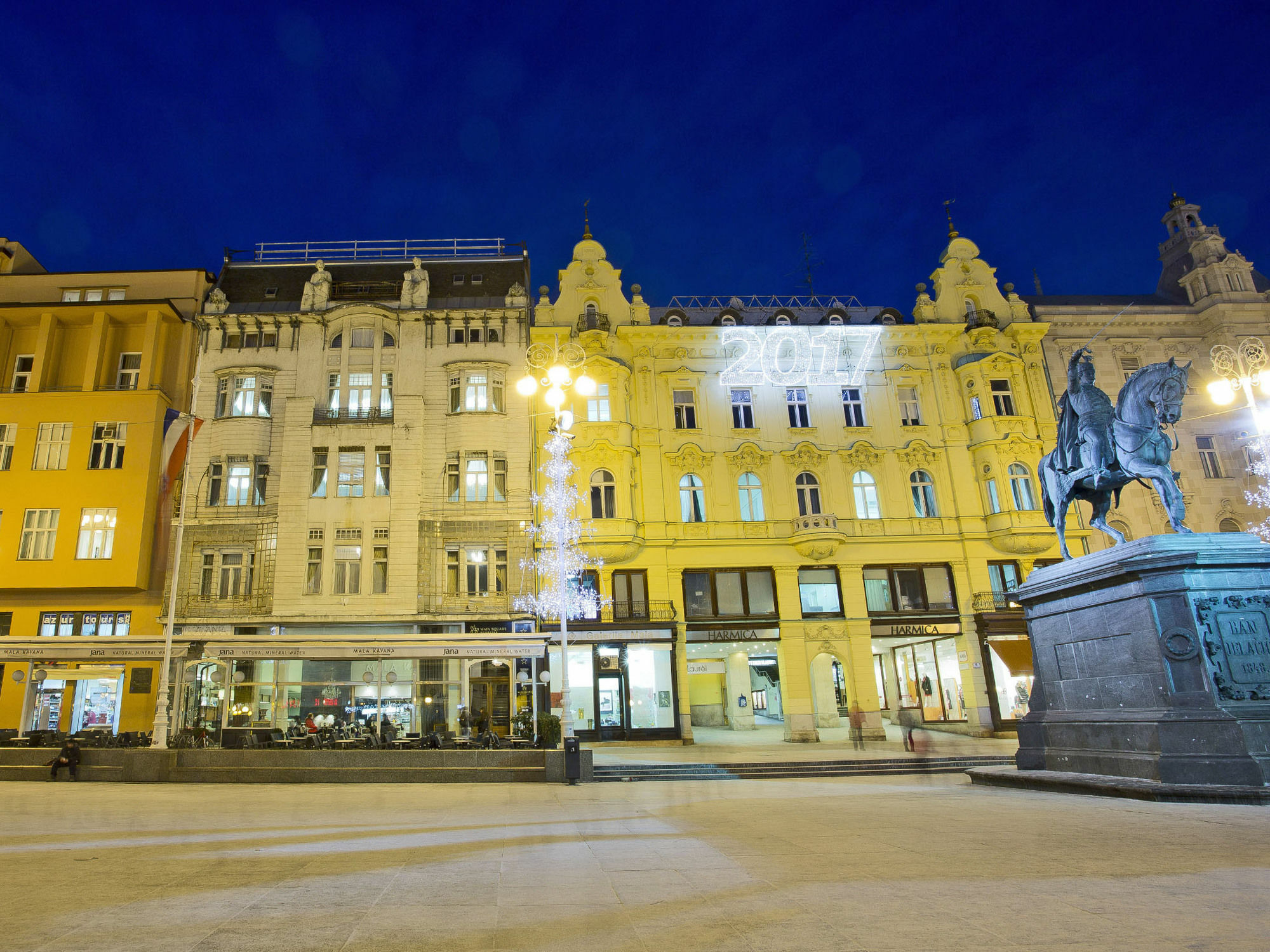 Main Square Residence Загреб Екстериор снимка